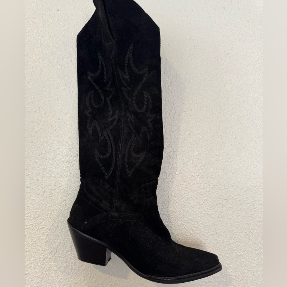Zara Black Suede Women's Boots size 37 gently used - Picture 7 of 8